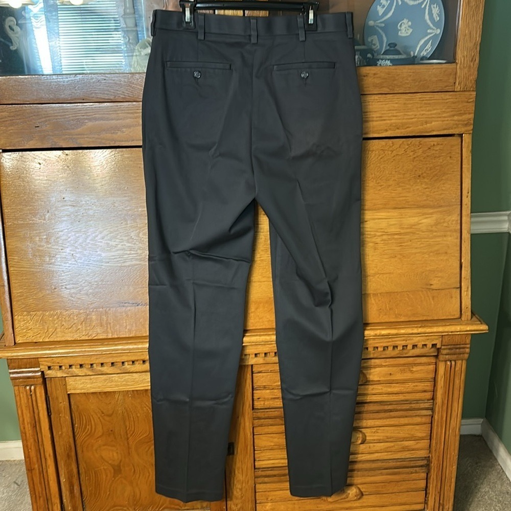 Roundtree & Yorke TravelSmart Quiet Luxury Mens 34x36 Gray Classic Fit Pants - Picture 2 of 10